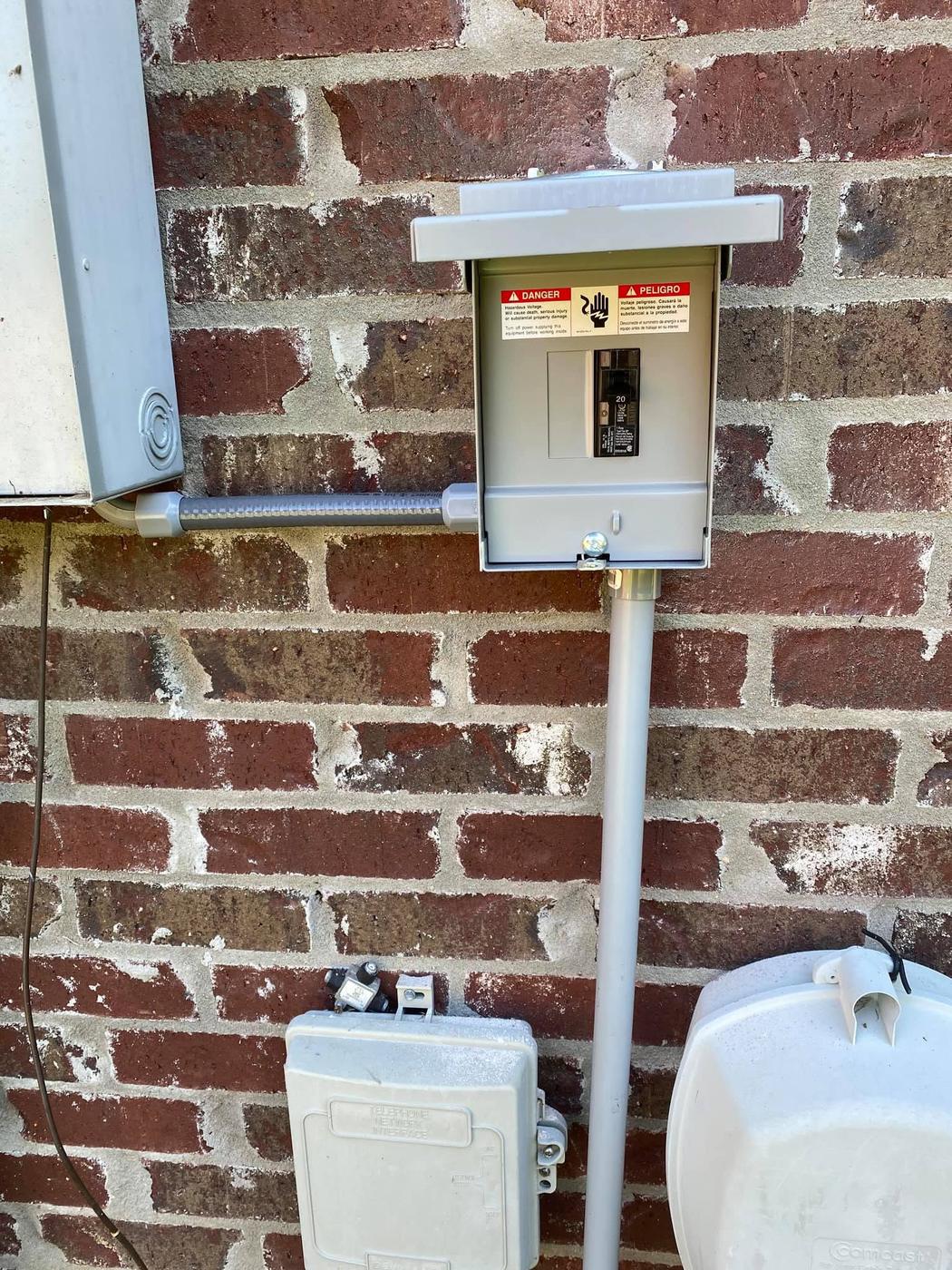 Electrical meter and disconnect panel installed by Jefferson's AC & Electrical
